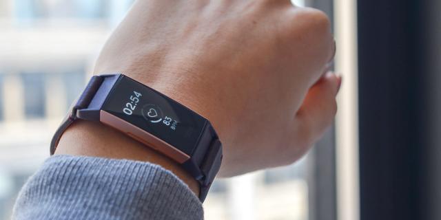 ȸ21|ԪُFitbit MһlչtI®aƷ